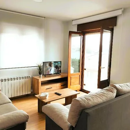 Apartment Figueras 6 *